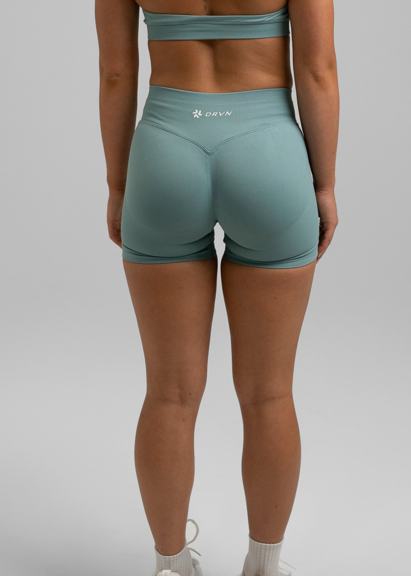 Absolute Seamless Shorts 4.5" - Sage Green