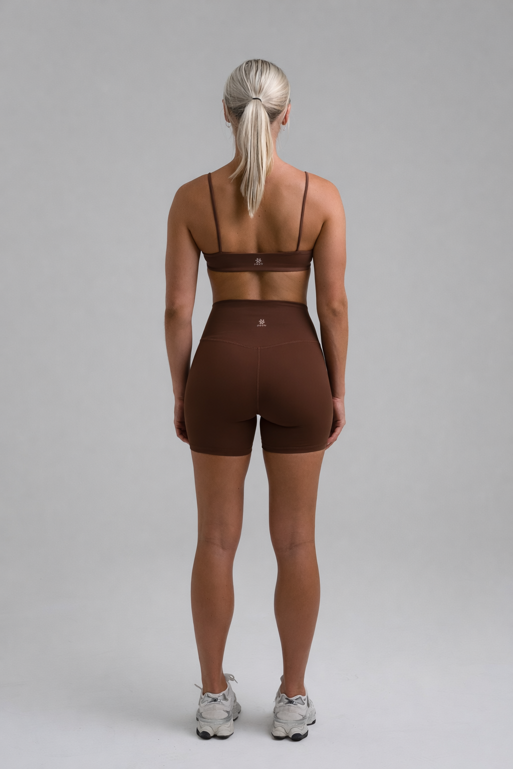 Adapt High-Rise Shorts 6" - Cocoa
