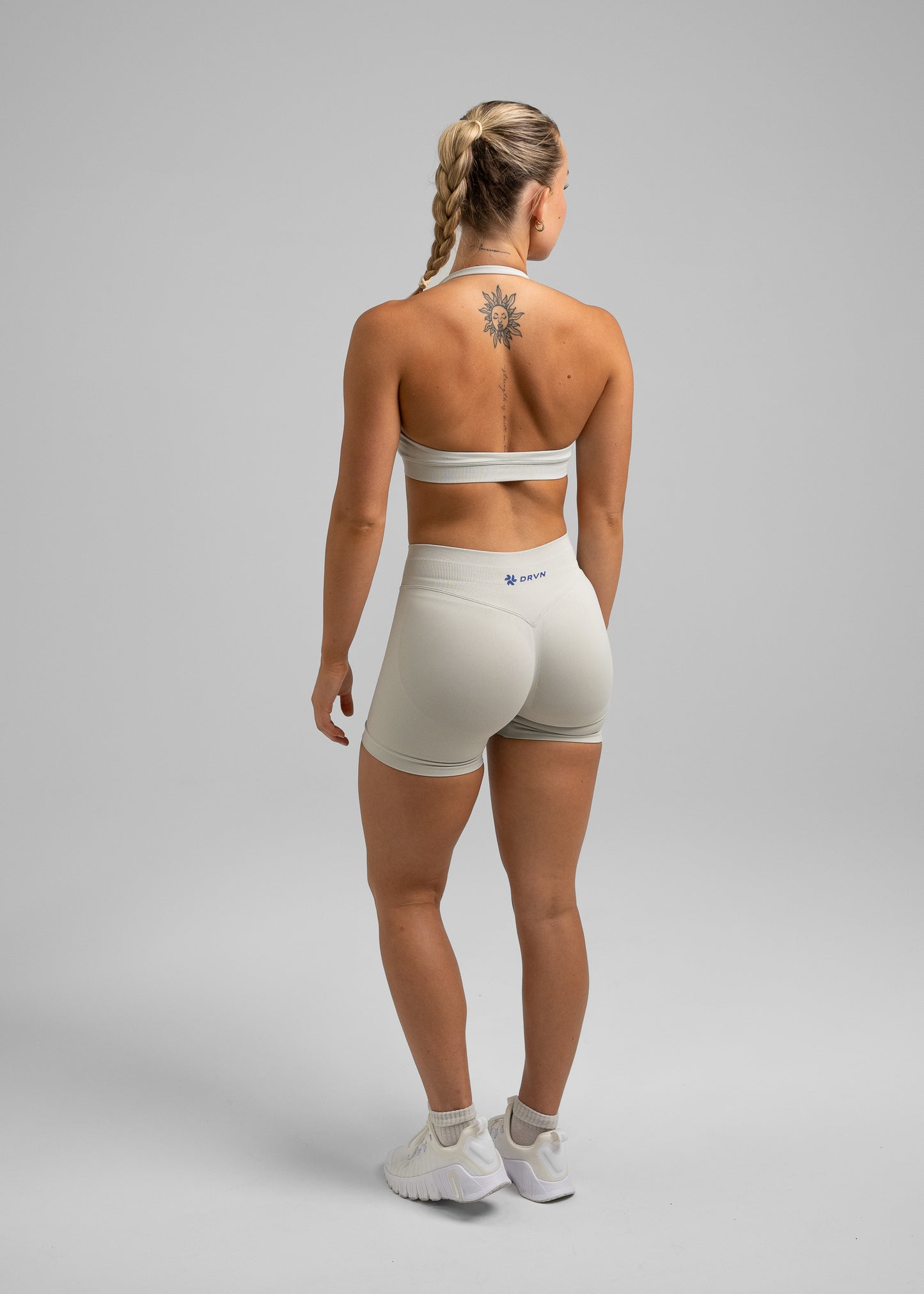 Absolute Seamless Shorts 4.5" - Boulder Grey