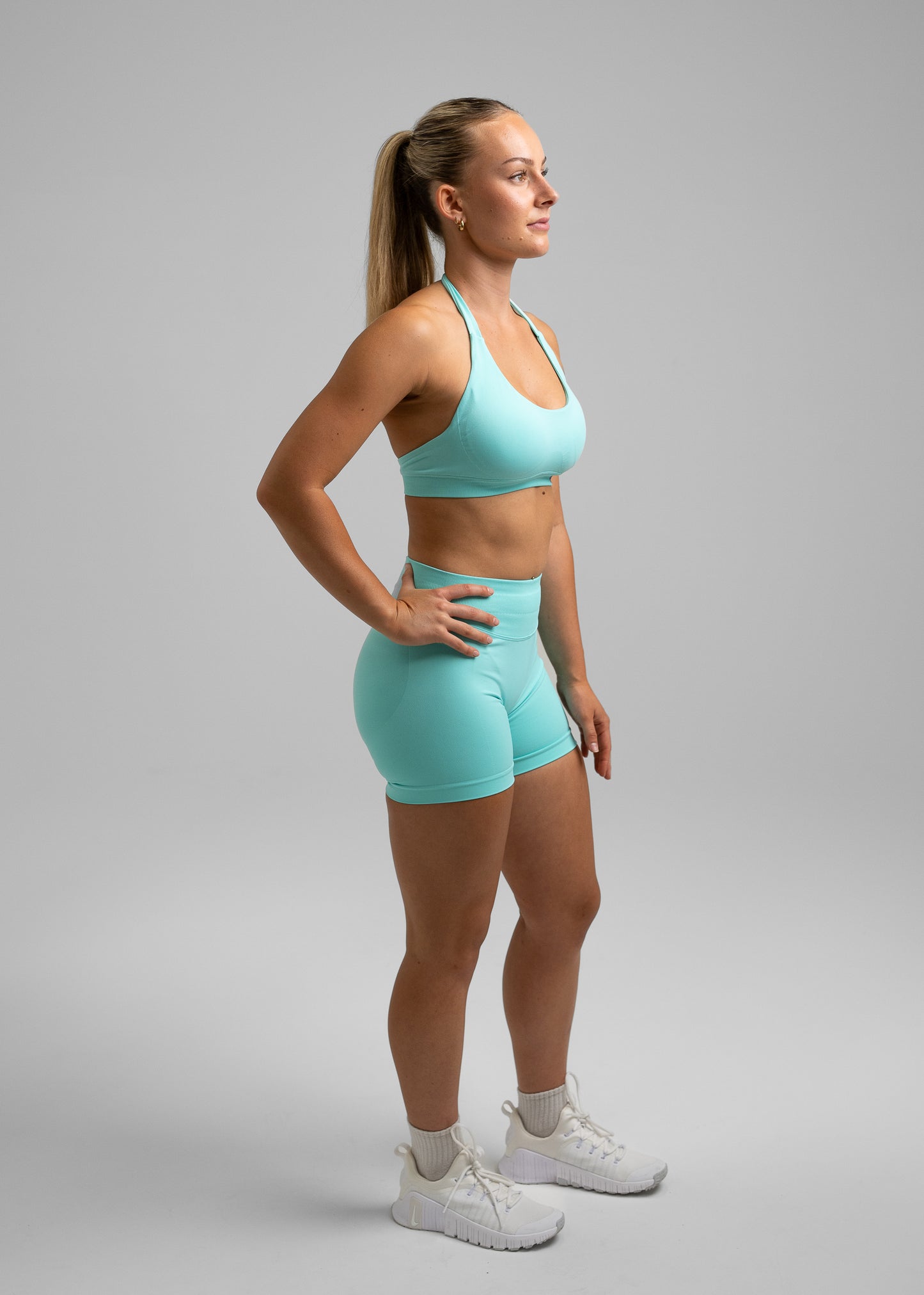Absolute Seamless Shorts 4.5" - Aquamarine