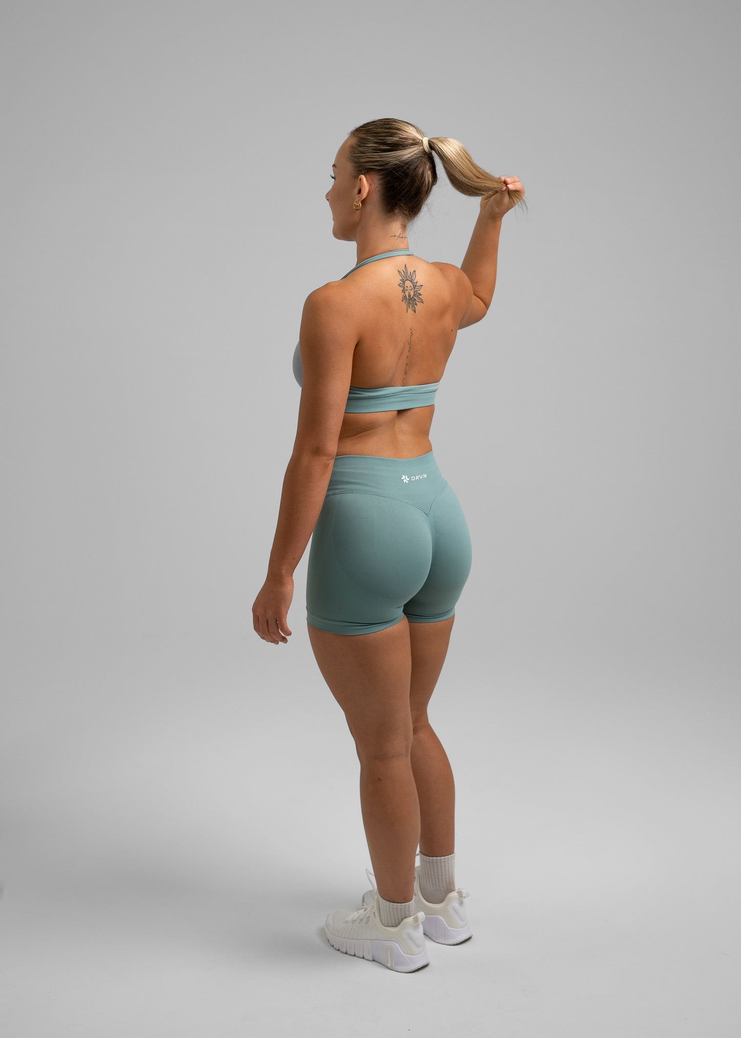 Absolute Seamless Shorts 4.5" - Sage Green
