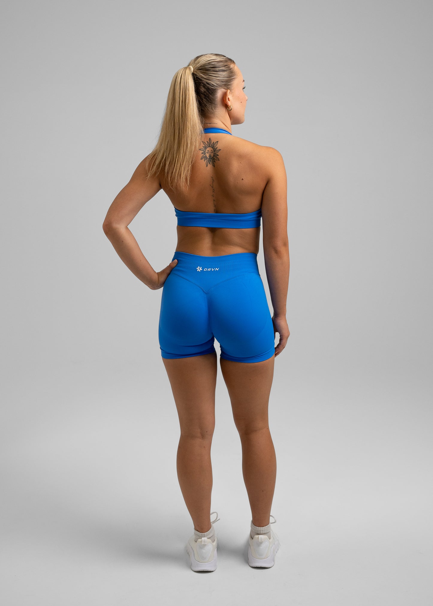 Absolute Seamless Shorts 4.5" - Electric