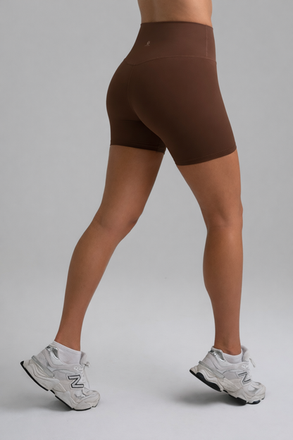Adapt High-Rise Shorts 6" - Cocoa